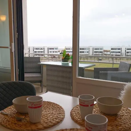 Inselblume 80 - Gemuetliche Ferienwohnung, Blick Auf Fehmarnsundbruecke Holiday home Burgtiefe auf Fehmarn