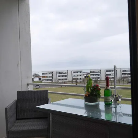 Inselblume 80 - Gemuetliche Ferienwohnung, Blick Auf Fehmarnsundbruecke